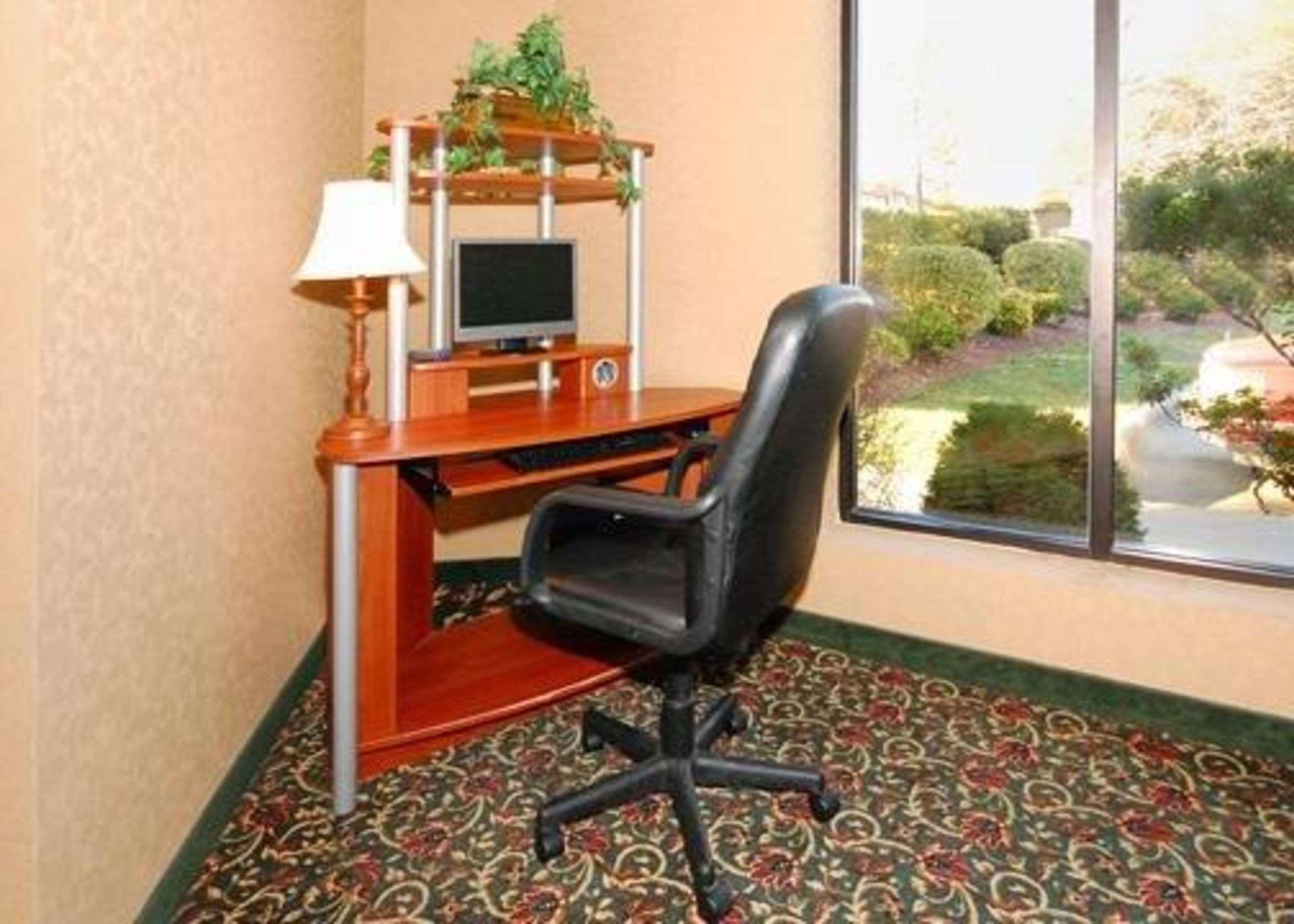 Quality Inn & Suites Tarboro - Kingsboro Экстерьер фото