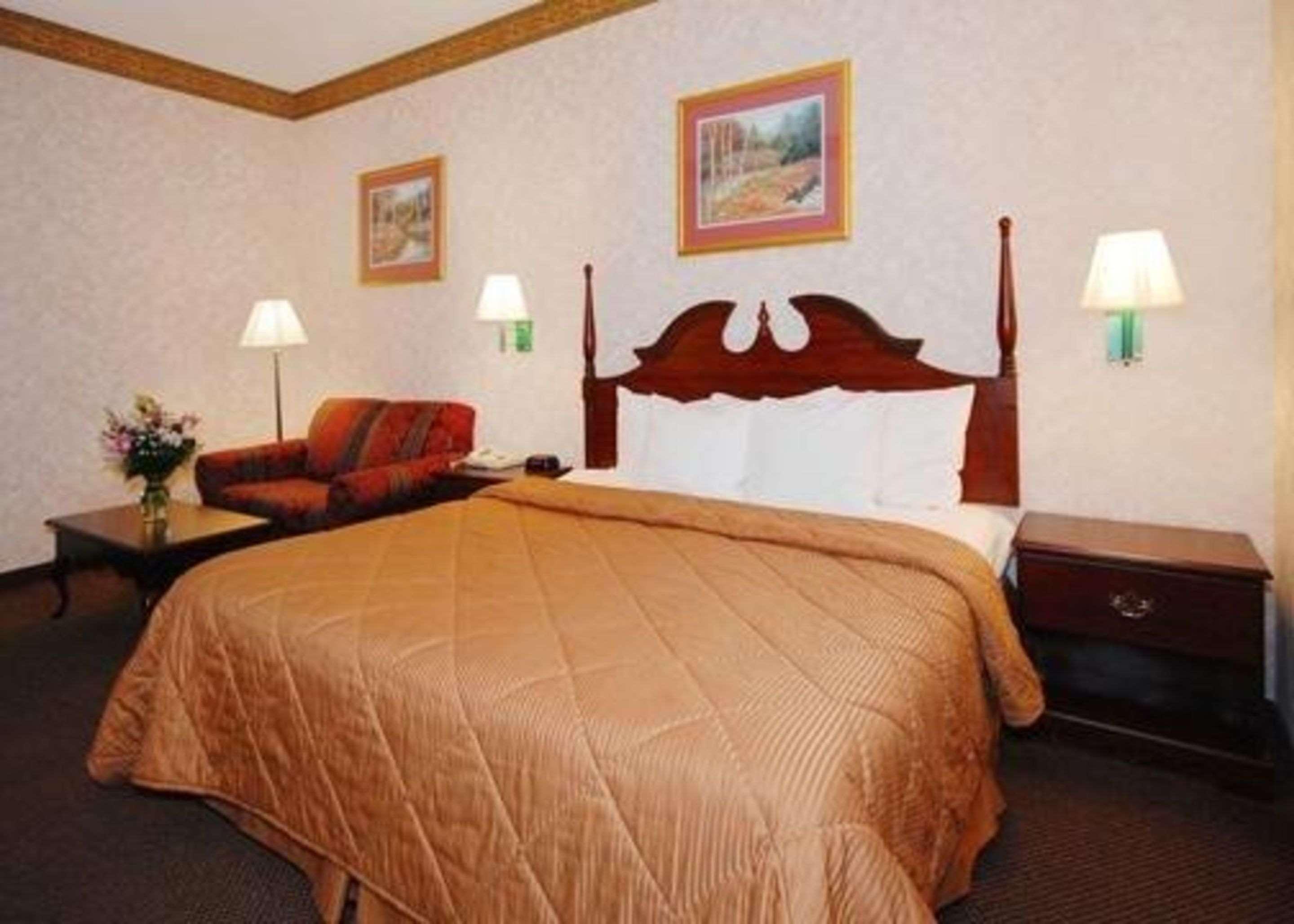 Quality Inn & Suites Tarboro - Kingsboro Экстерьер фото