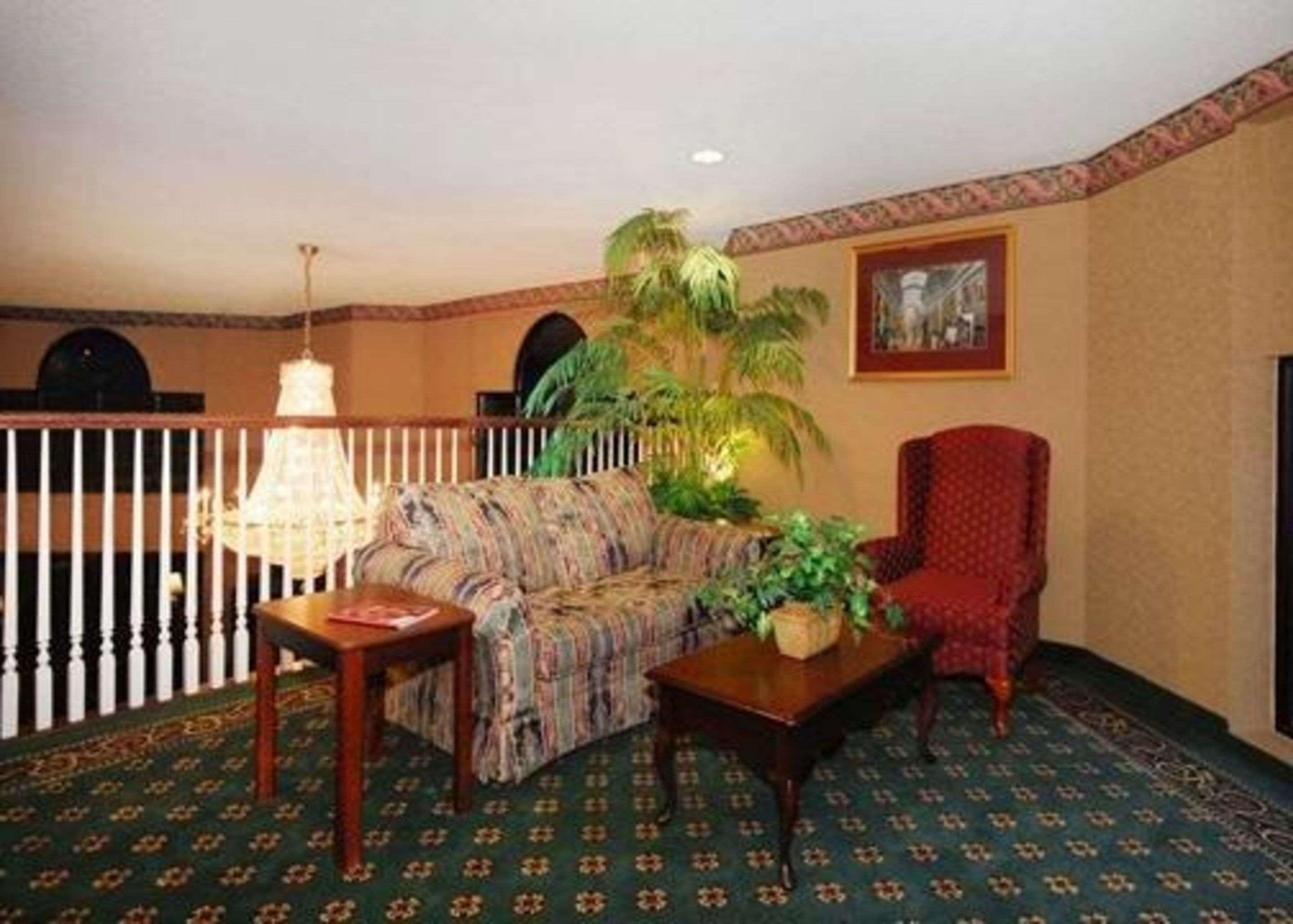 Quality Inn & Suites Tarboro - Kingsboro Экстерьер фото