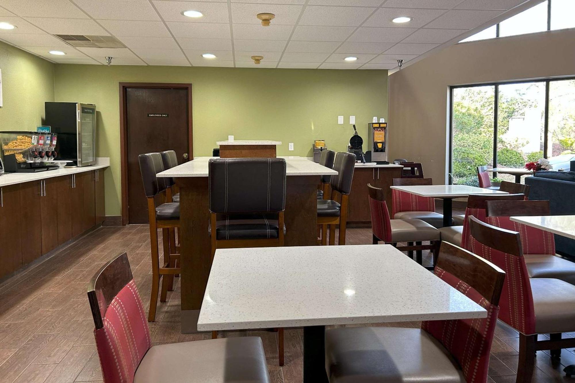 Quality Inn & Suites Tarboro - Kingsboro Экстерьер фото
