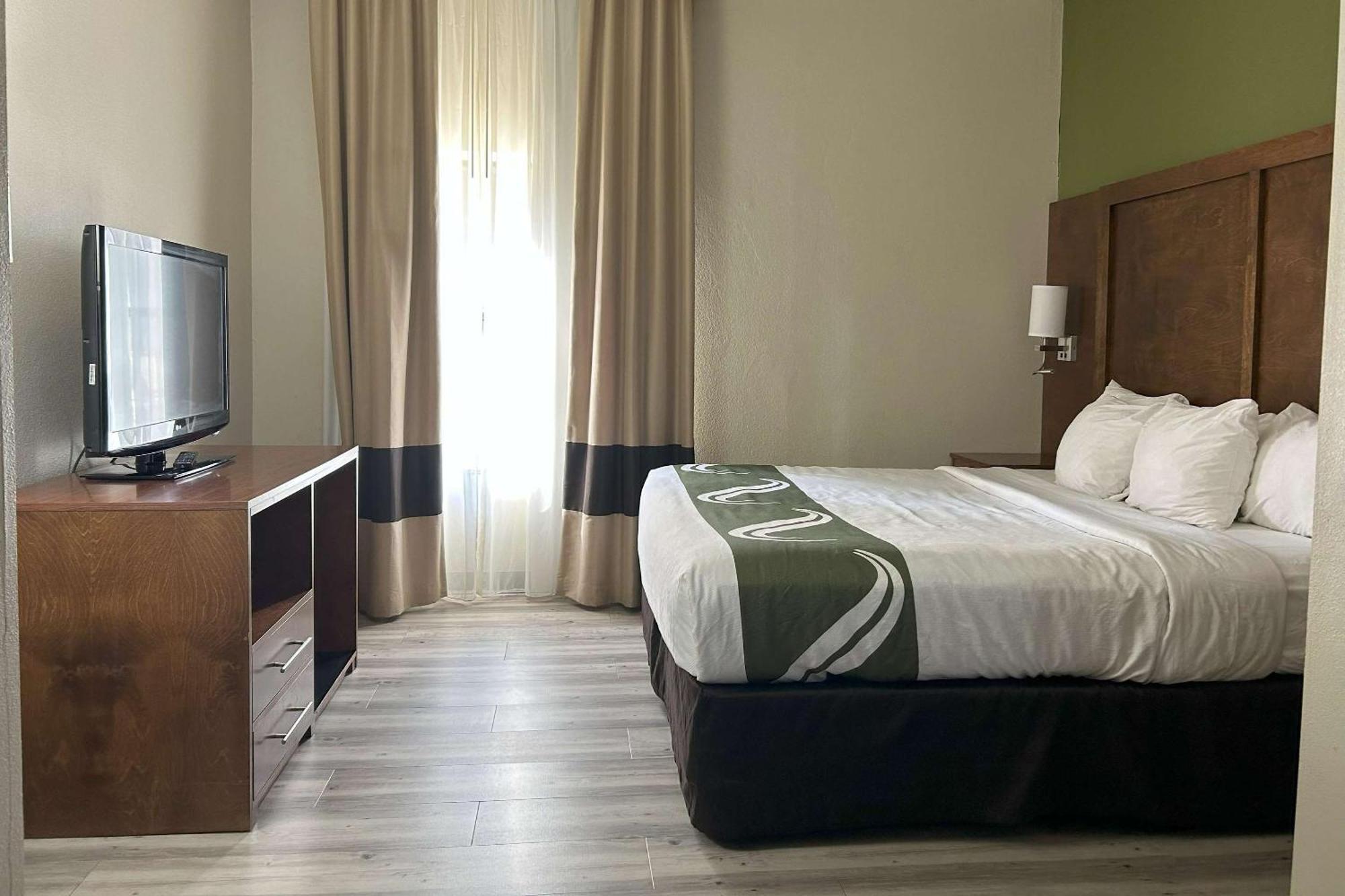 Quality Inn & Suites Tarboro - Kingsboro Экстерьер фото