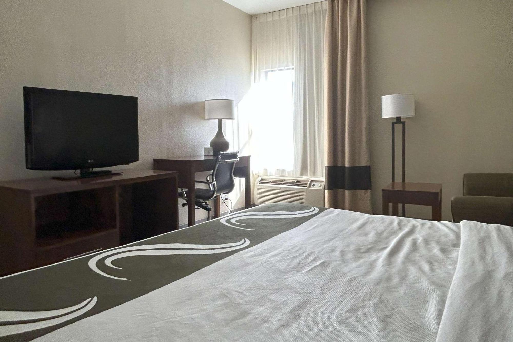 Quality Inn & Suites Tarboro - Kingsboro Экстерьер фото